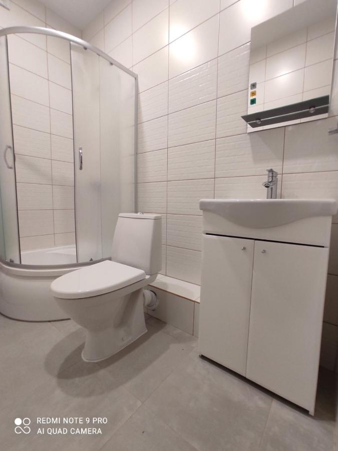 Квартира З Ремонтом Між Залізничним Вокзалом І Центром Lviv Bagian luar foto