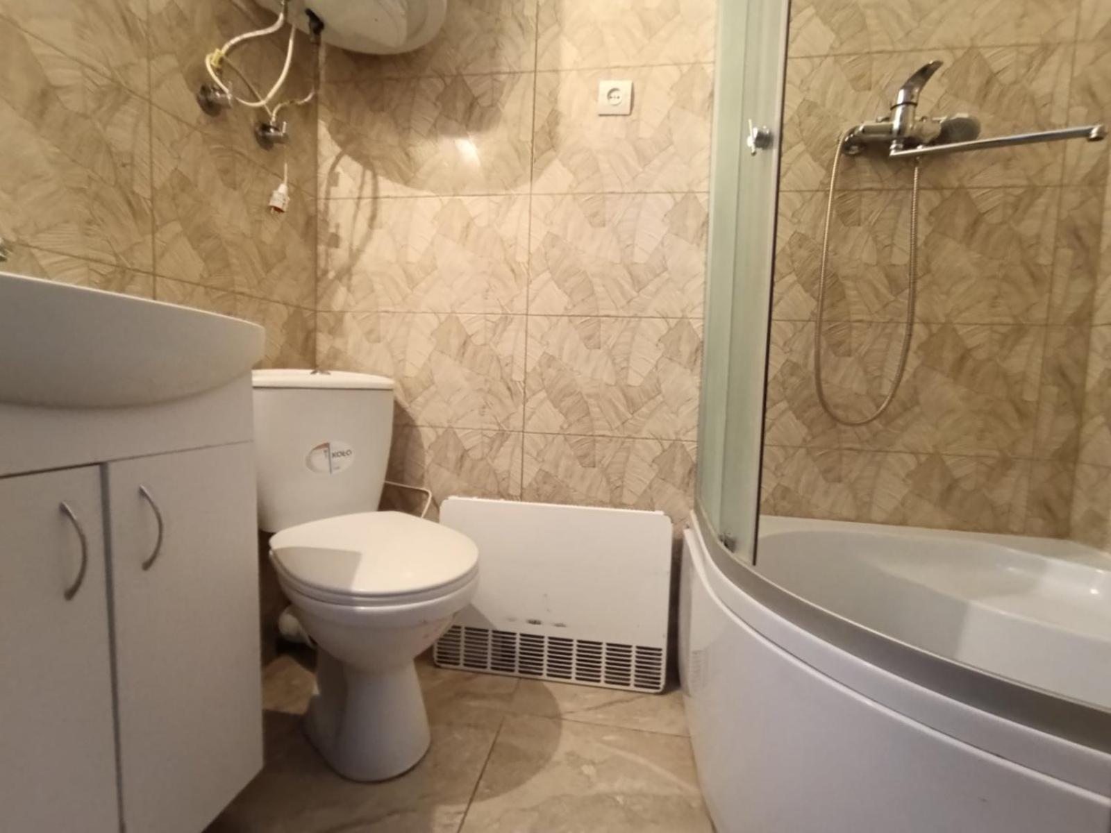 Квартира З Ремонтом Між Залізничним Вокзалом І Центром Lviv Bagian luar foto